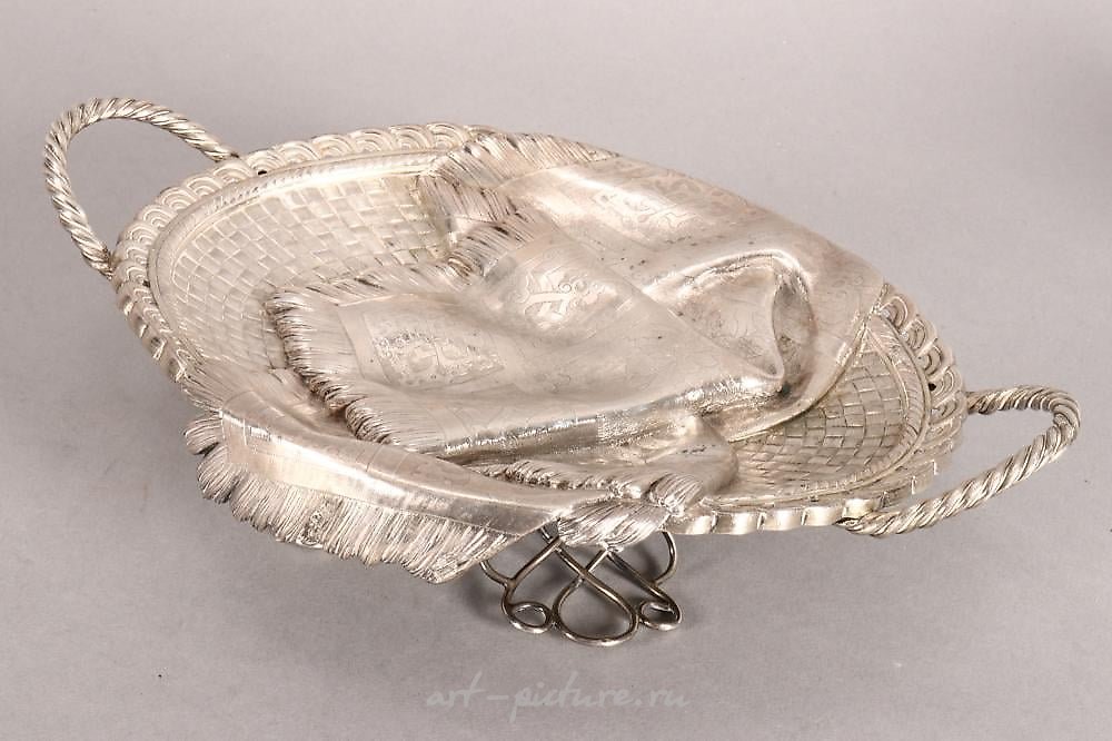 Russian silver , Early 19th Century Russian Silver Coffee Pot