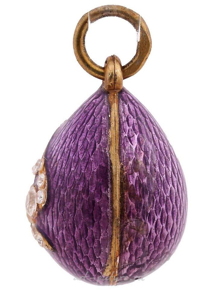 Russian silver , RUSSIAN GILT SILVER ENAMEL SNAKE EGG PENDANT