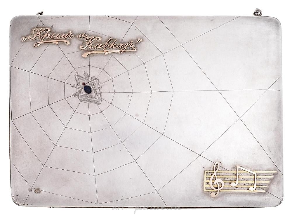 Русское серебро , Женская сумочка на цепочке из российского серебра.