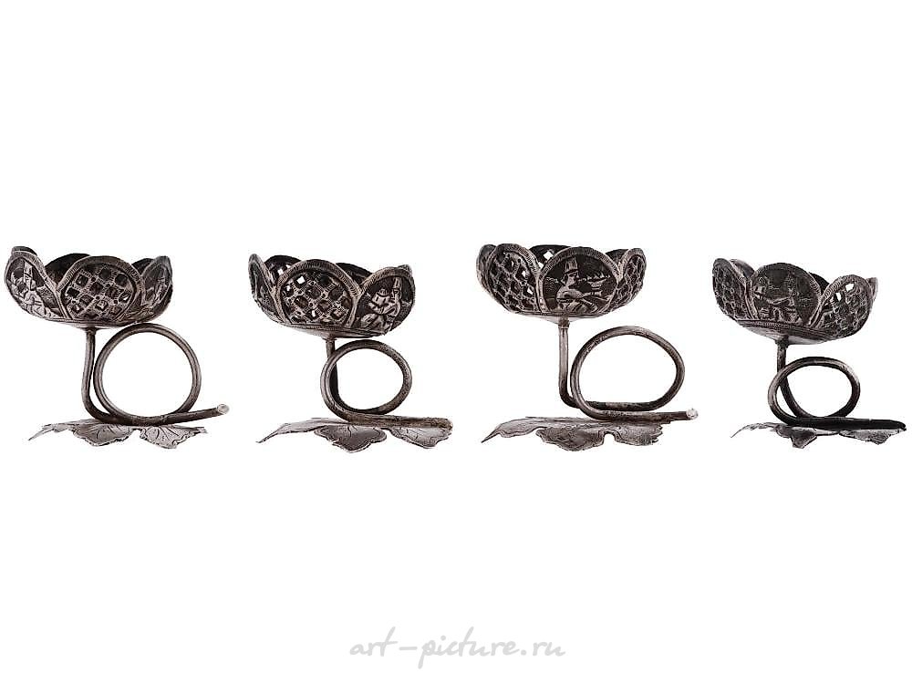 Russian silver , RUSSIAN SILVER NIELLO PIERCED DECOR EGG STANDS