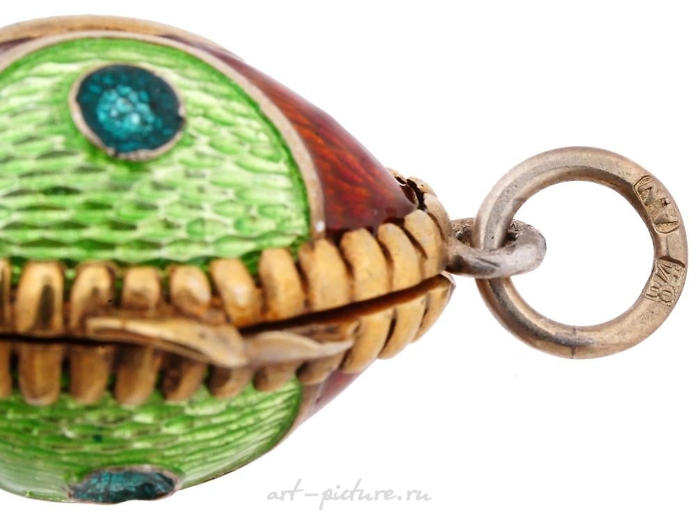 Russian silver , RUSSIAN SILVER AND GUILLOCHE ENAMEL EGG PENDANT