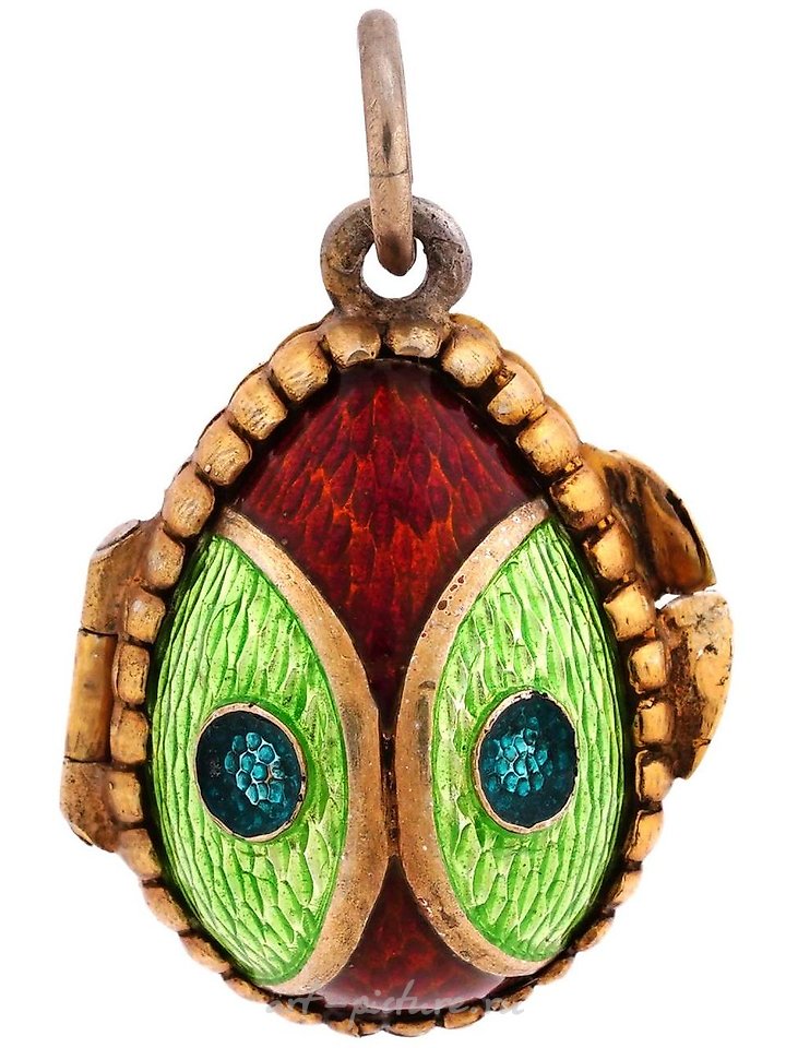 Russian silver , RUSSIAN SILVER AND GUILLOCHE ENAMEL EGG PENDANT