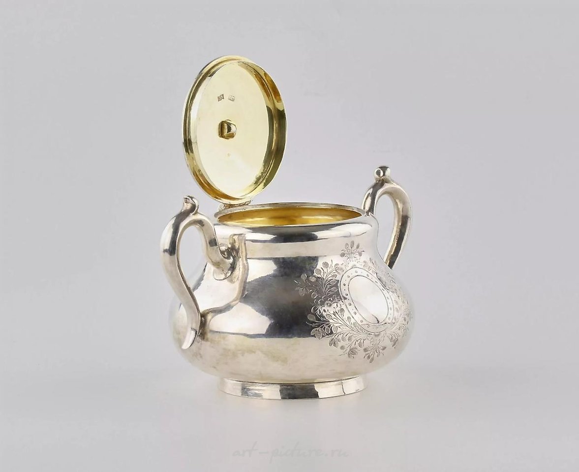Русское серебро , Русский серебряный чайный сервиз