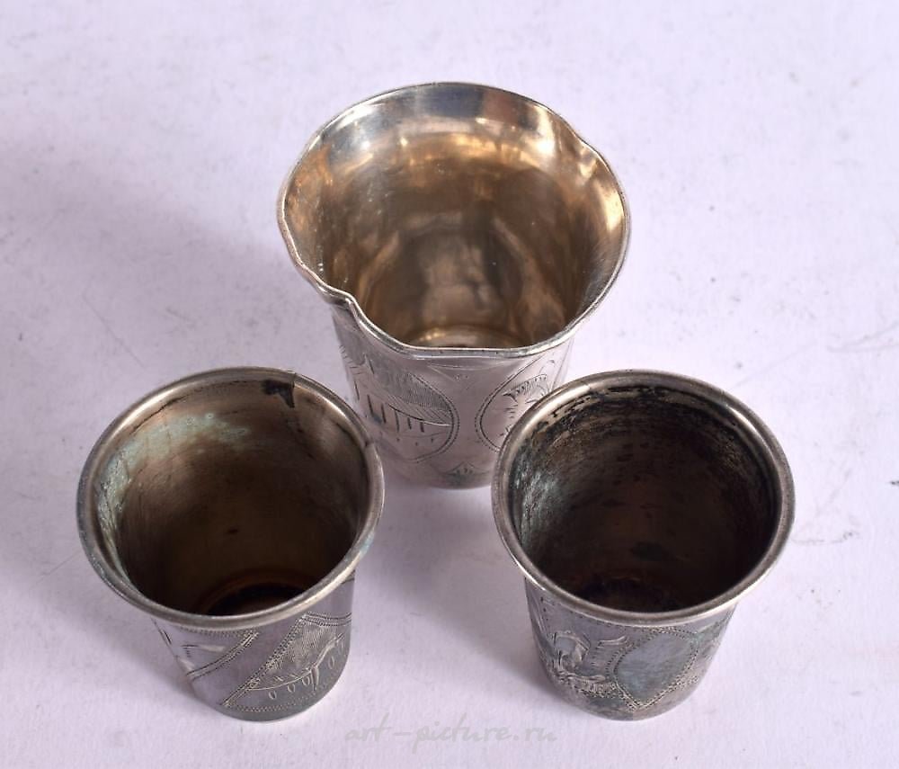 Russian silver , AN ANTIQUE RUSSIAN SILVER AND ENAMEL BROOCH and two niello c...