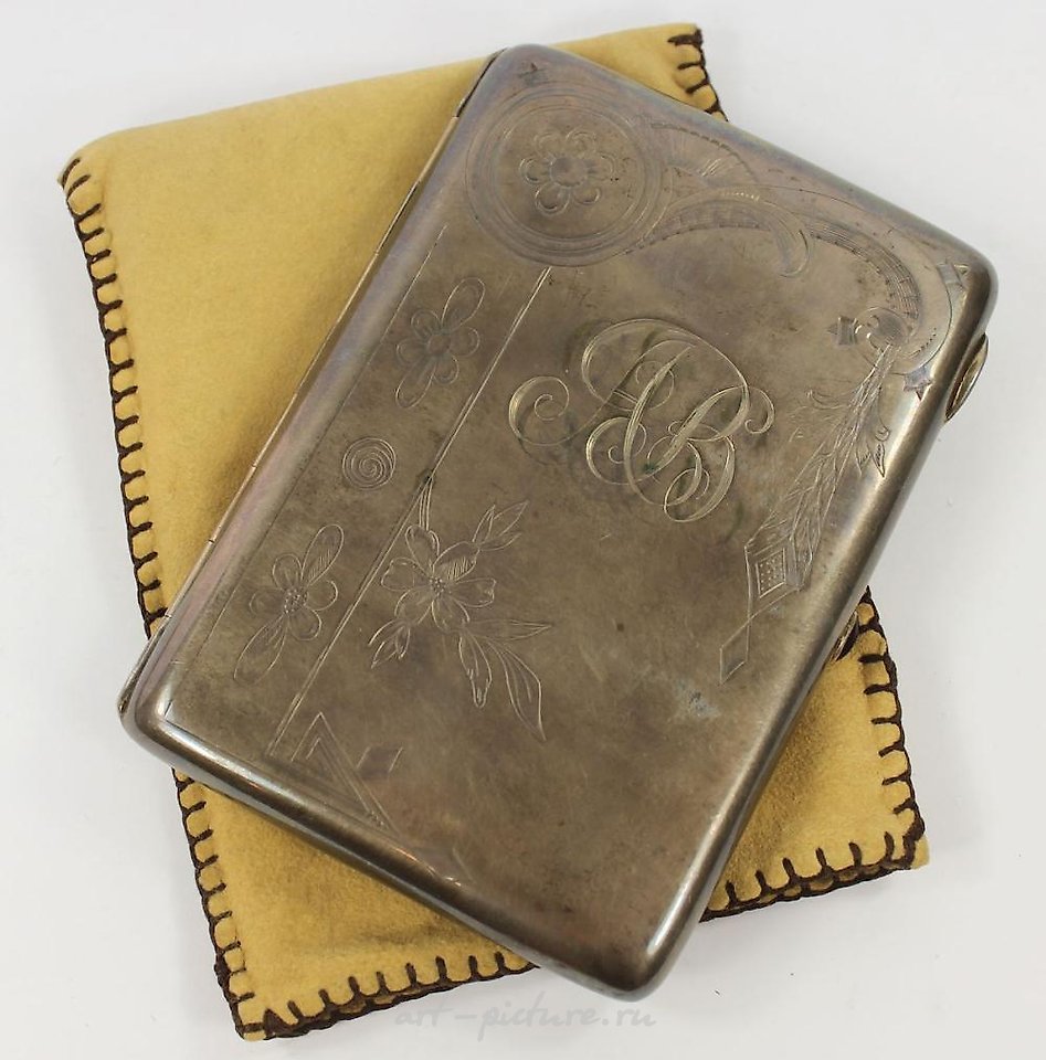 Russian silver , Russian Silver (84 Zolotnik - 0.875) Cigarette Case with Gar...