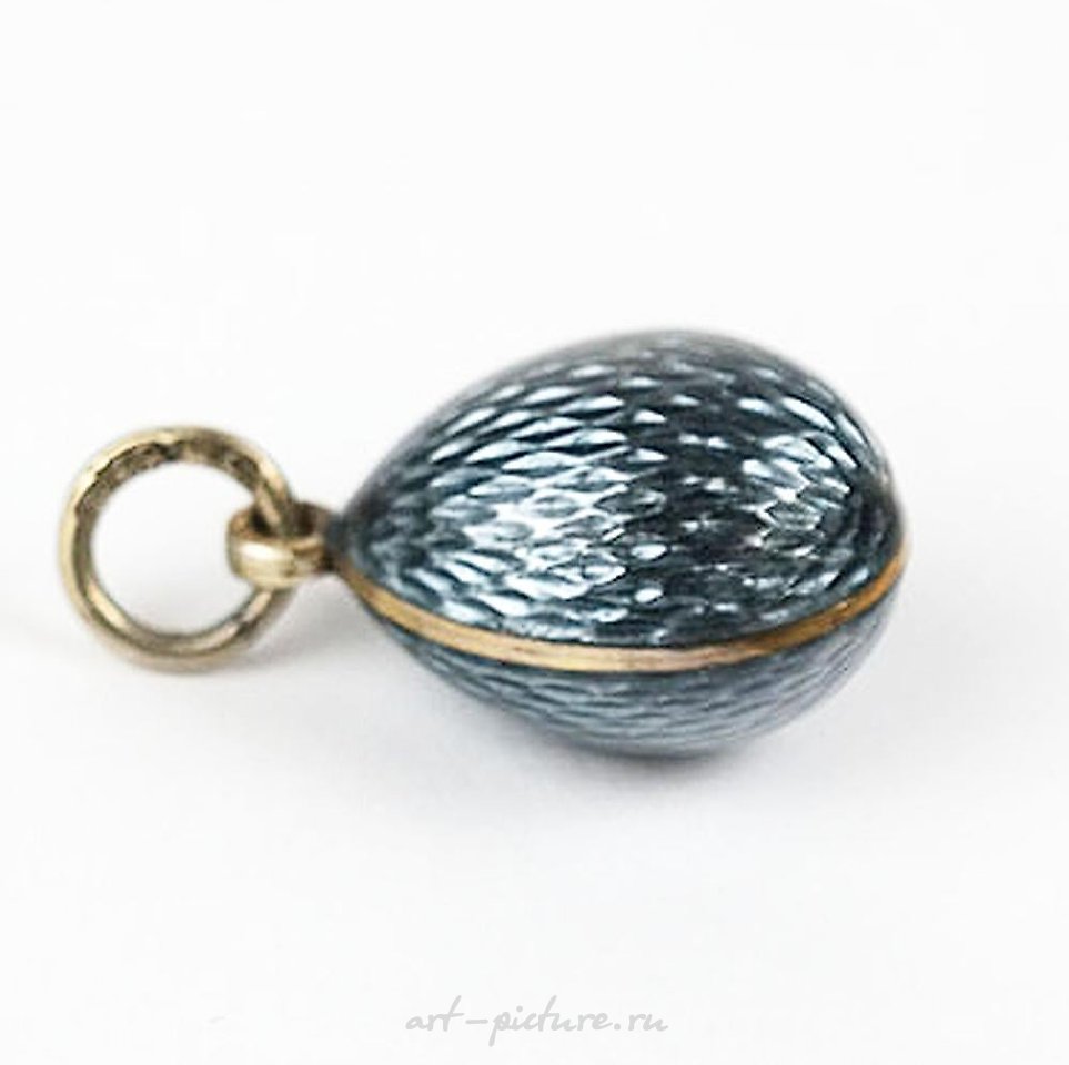 Русское серебро , Русская подвеска из белого нефрита в форме яйца