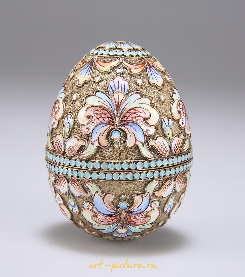 俄罗斯银 , 俄罗斯蛋形银盒