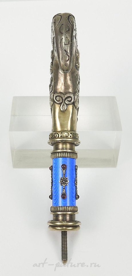 俄罗斯银 , 法贝热的银手印，镶嵌有镂空琺瑯。