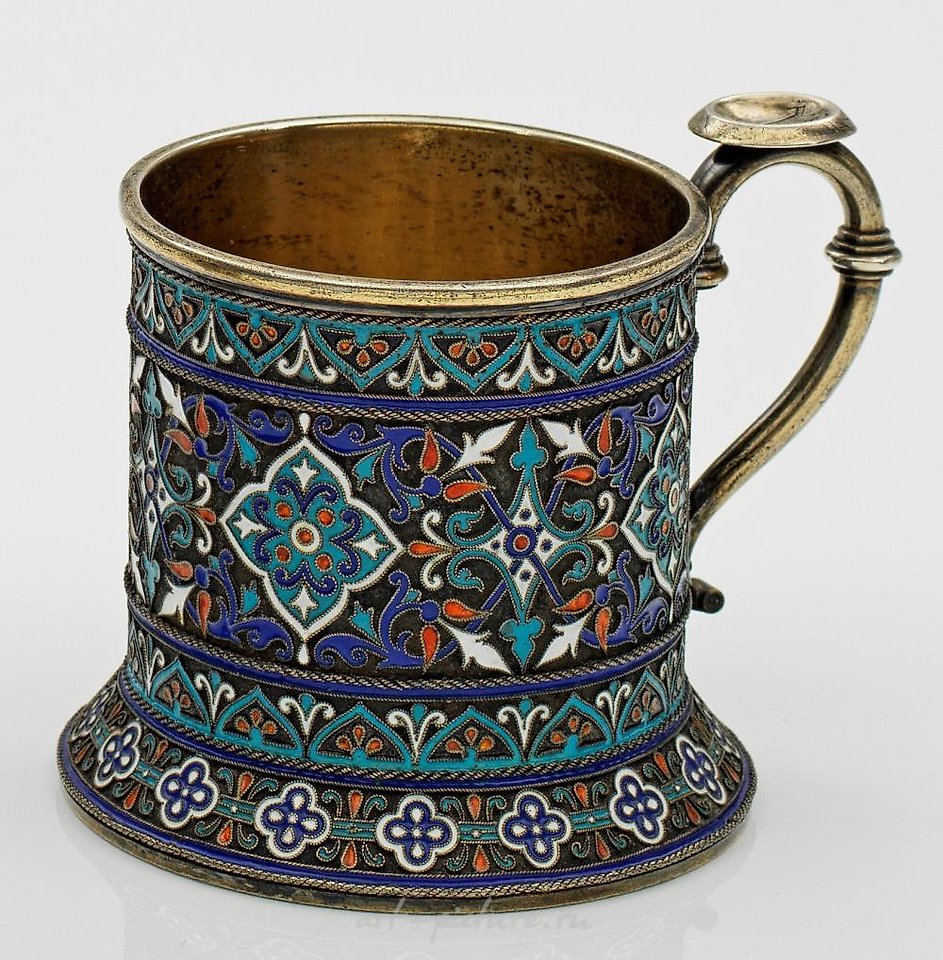 Русское серебро , Русский эмалированный и позолоченный серебряный подстаканник