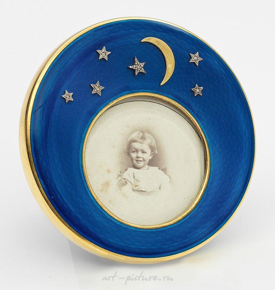 Русское серебро , Изысканная рамка для стола с изображением