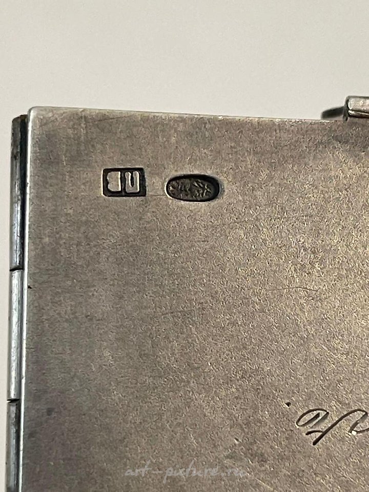 俄罗斯银 , 三联图标