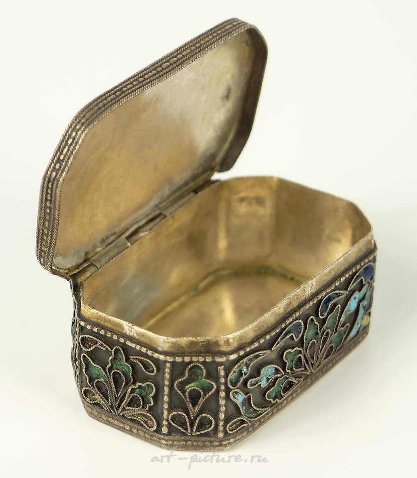 Русское серебро , Маленькая табакерка
