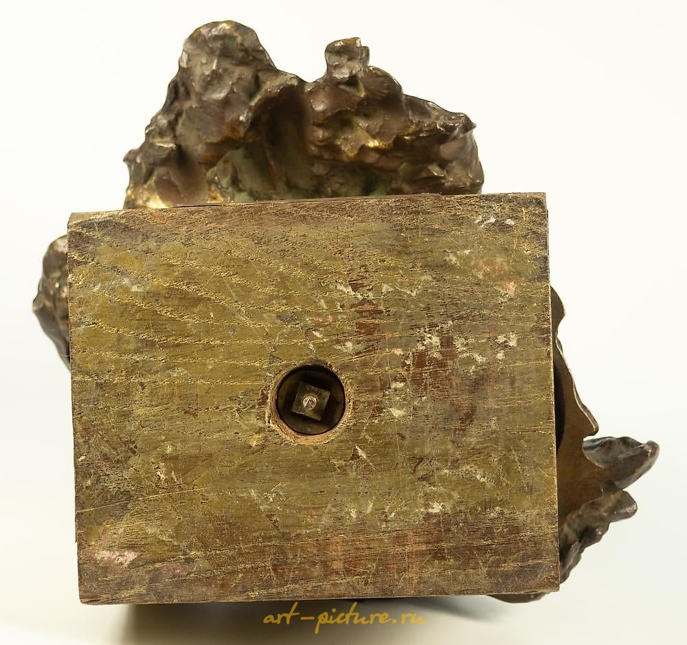 Русское серебро , Бюст Льва Толстого.