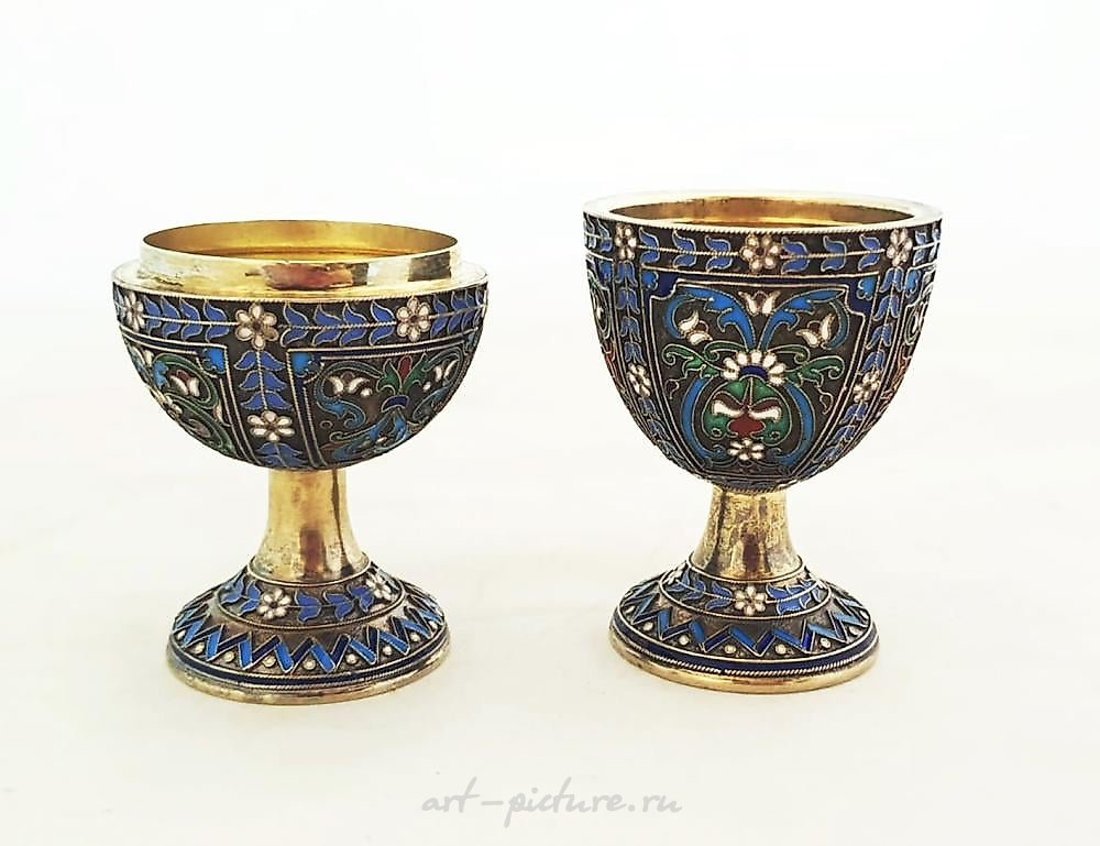 Русское серебро , Русское серебряное эмалевое яйцо.