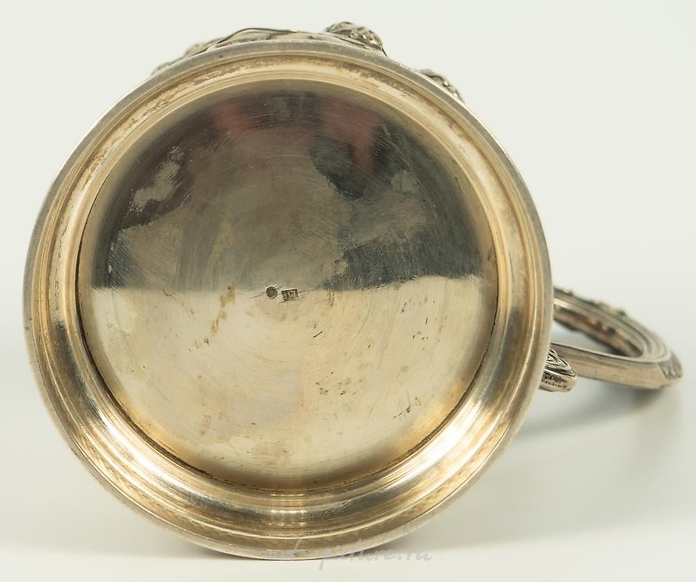 俄罗斯银 , 俄罗斯银杯托架