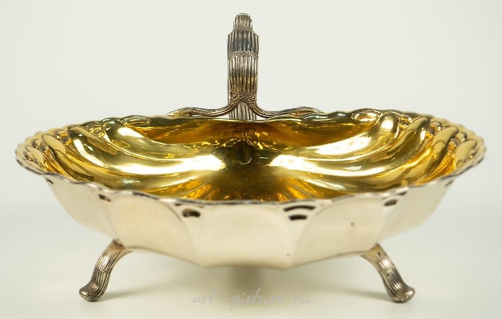 Russian silver , Candy bowl in the form of a shell. Silver 84.