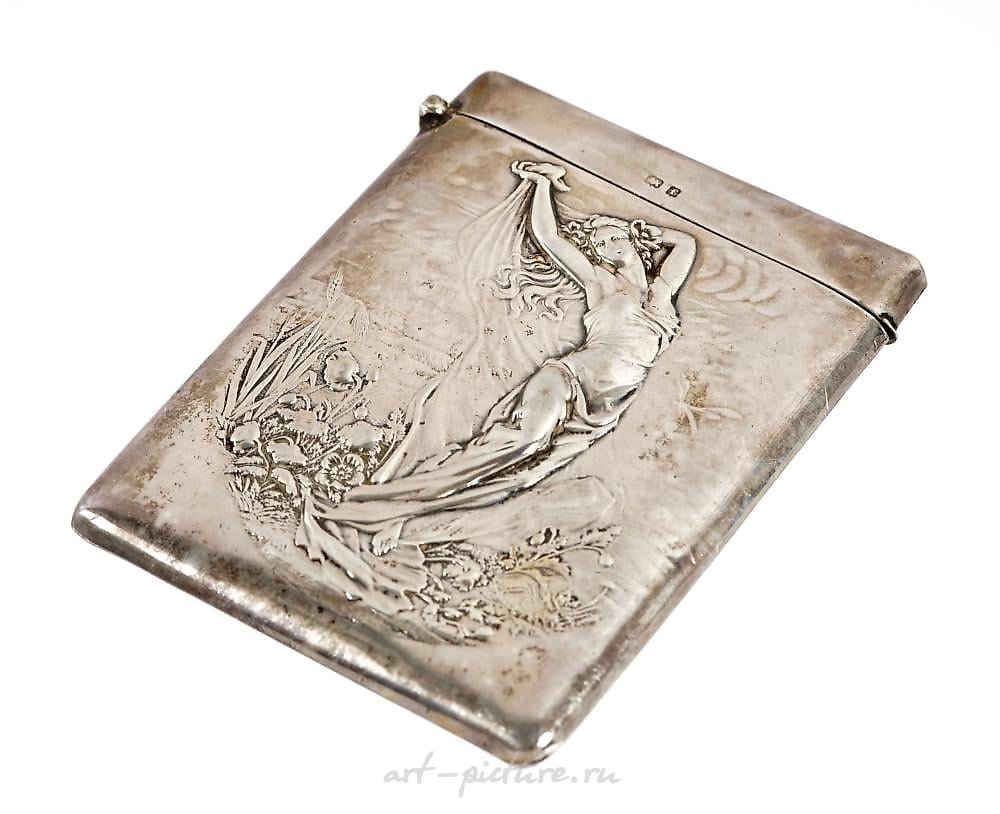 Русское серебро , Два серебряных эмалевых сигаретных кейса с цветочным и клеверным узором