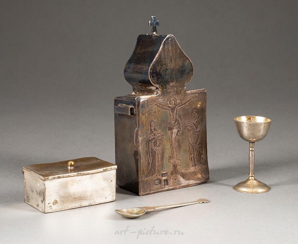 俄罗斯银 , 第一次圣餐旅行套装