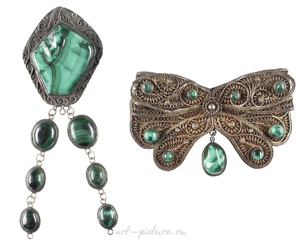 Russian silver , A PAIR OF MALACHITE BOWLS Russian, 19th century Of oval