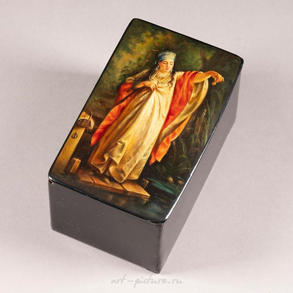 俄罗斯银 , 漆包纸盒子"池塘边的贵妇人"