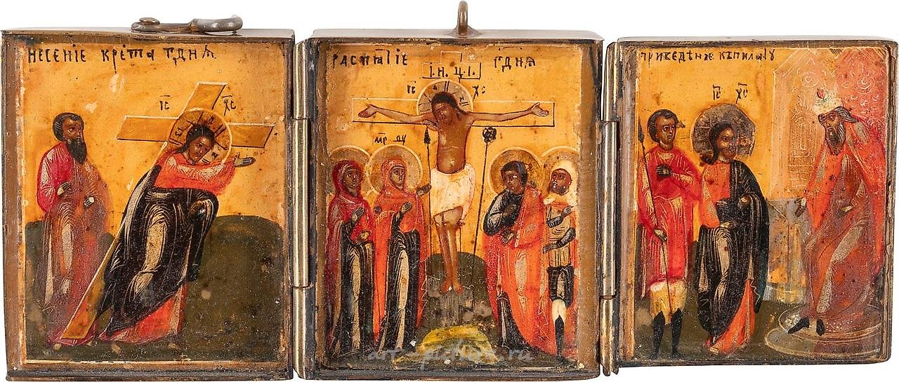 俄罗斯银 , 小三联画，展示了基督在彼拉多面前，背负十字架的基督和基督的钉死。