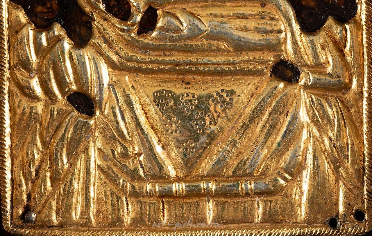 俄罗斯银 , 小三联画，描绘了圣母安息的场景。