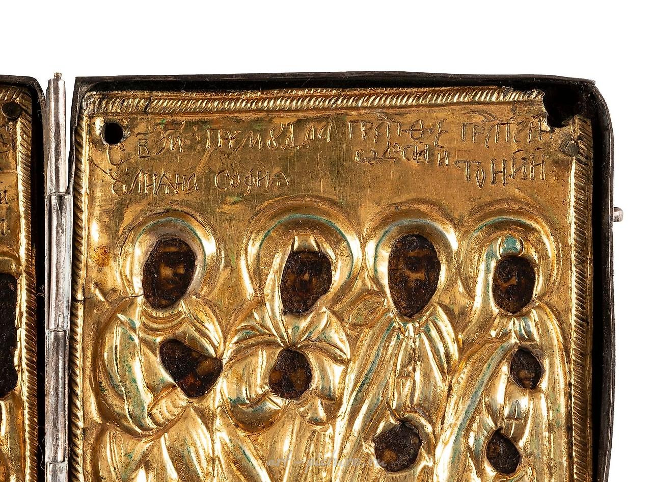 俄罗斯银 , 小三联画，描绘了圣母安息的场景。