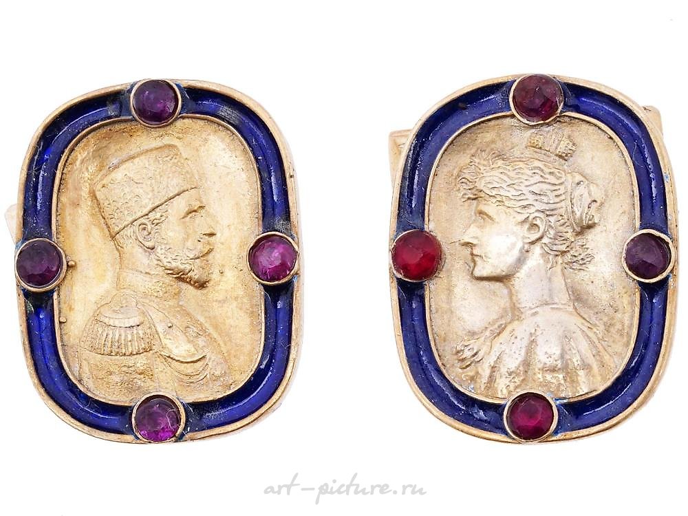Русское серебро , Золоченые серебряные запонки с изображением Николая II и Александры