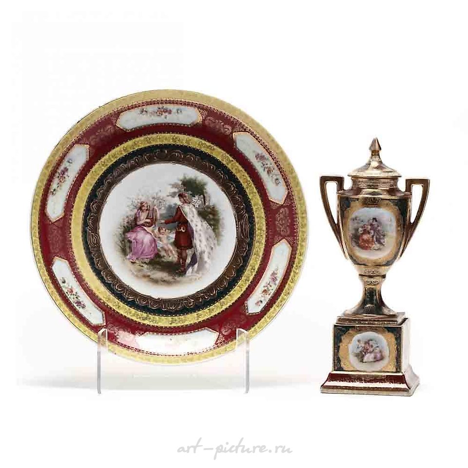 Royal Vienna Porcelain , A Pair of Royal Vienna Covered Jars