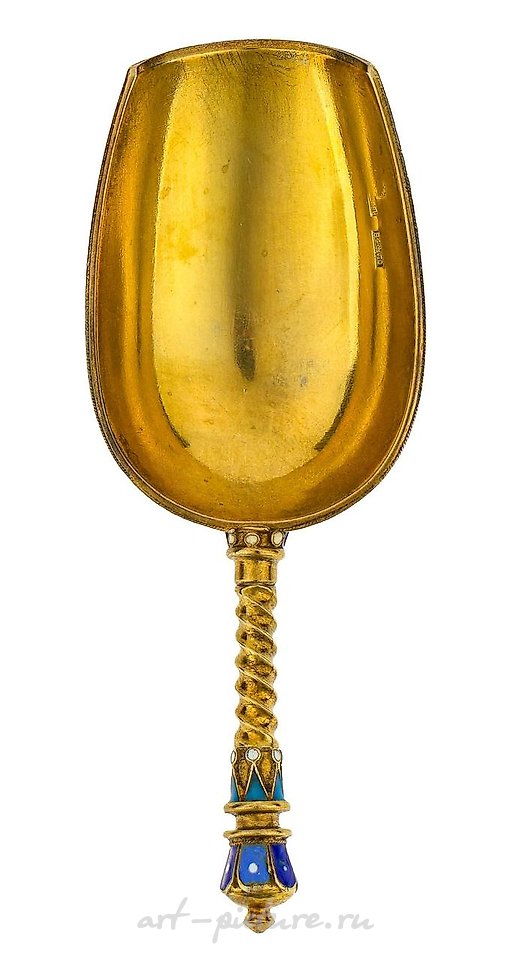 Русское серебро , Русская серебряная лопата с эмалью