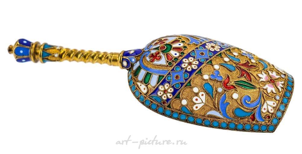 Русское серебро , Русская серебряная лопата с эмалью