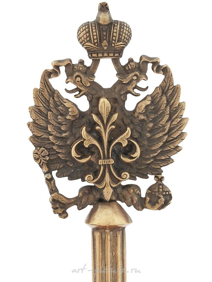 俄罗斯银 , 俄罗斯银盐罐，有两个开放式隔间。