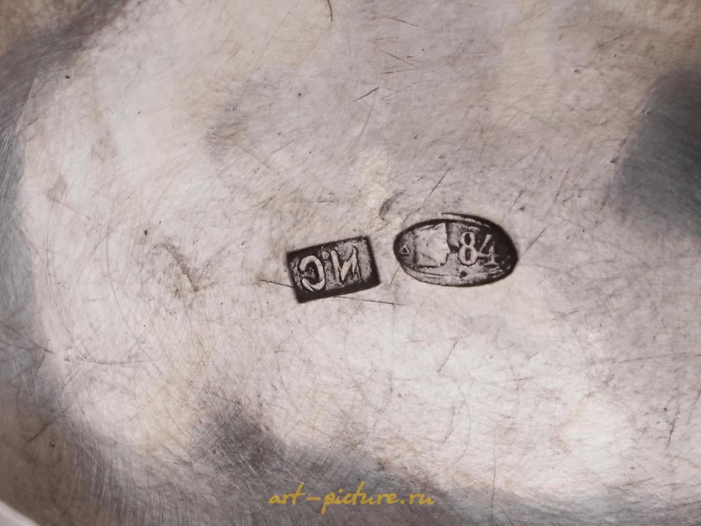 俄罗斯银 , 俄罗斯银蛋形盒子