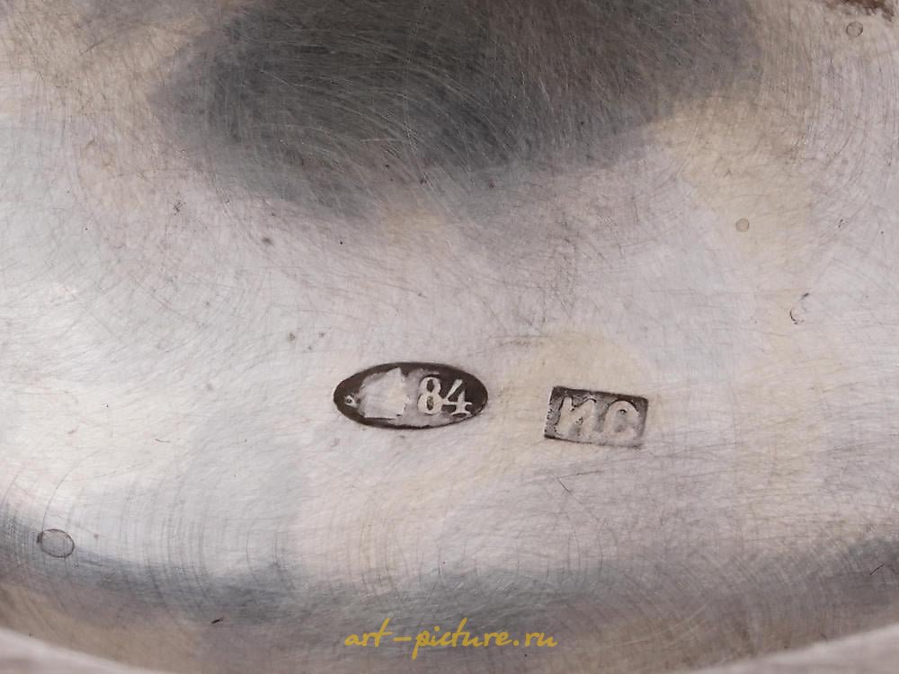 俄罗斯银 , 俄罗斯银蛋形盒子