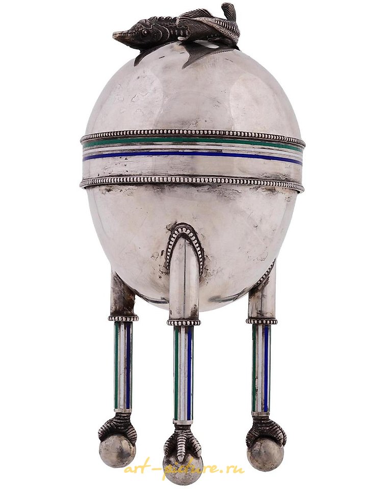 俄罗斯银 , 大型俄罗斯银制和珐琅制的蛋形容器