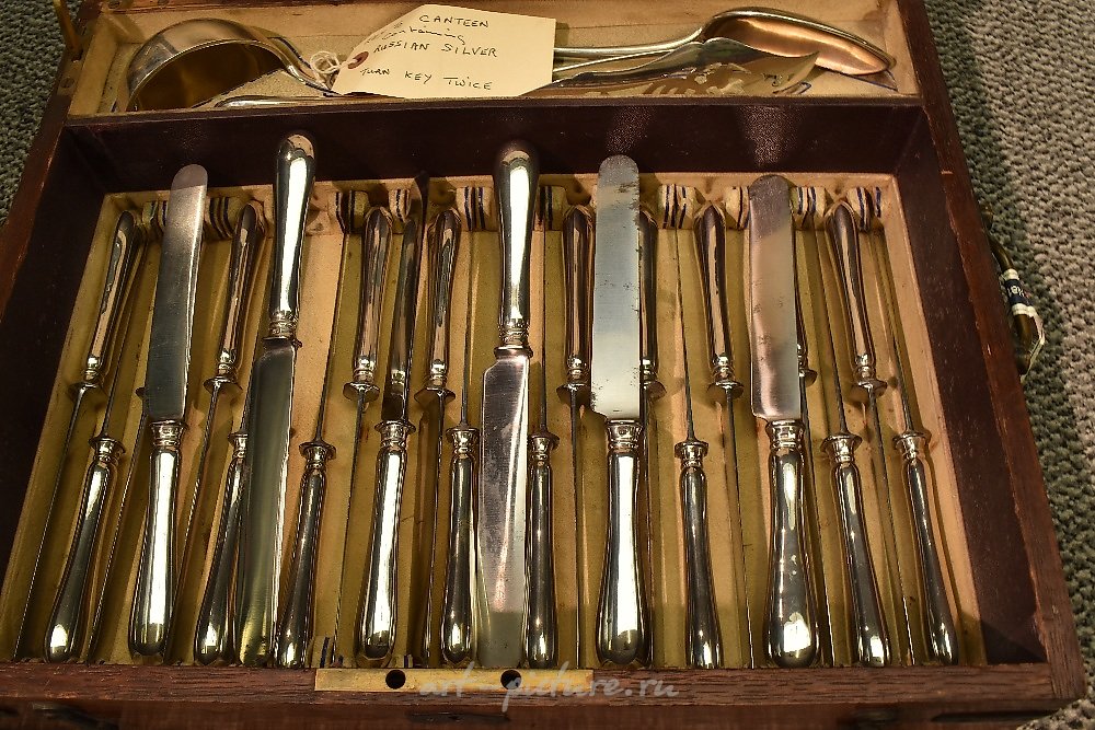 Русское серебро , Императорский русский серебряный набор столовых приборов в стиле Ганновера