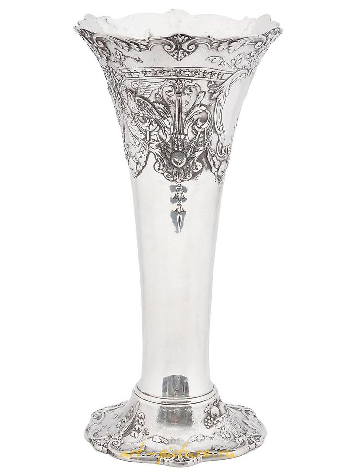 Russian silver , RUSSIAN EMBOSSED STERLING SILVER TRUMPET VASE