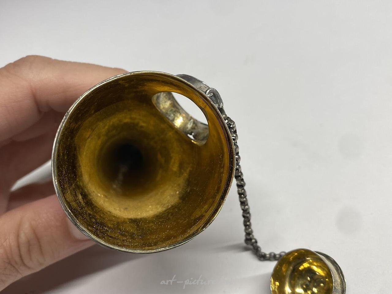 Russian silver , RUSSIA
84 zolotniks silver purse (875 thousandths),...