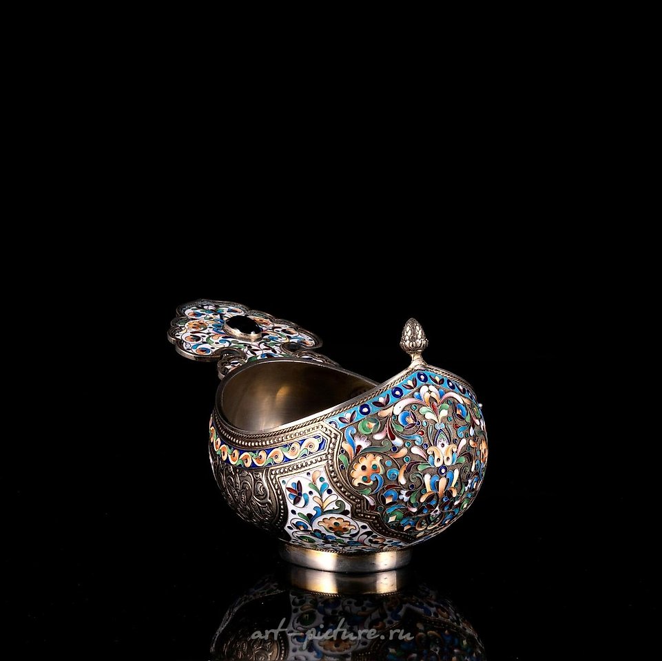 Russian silver , GOLDEN SILVER KOVSH WITH CLOISONNÉ ENAMELS