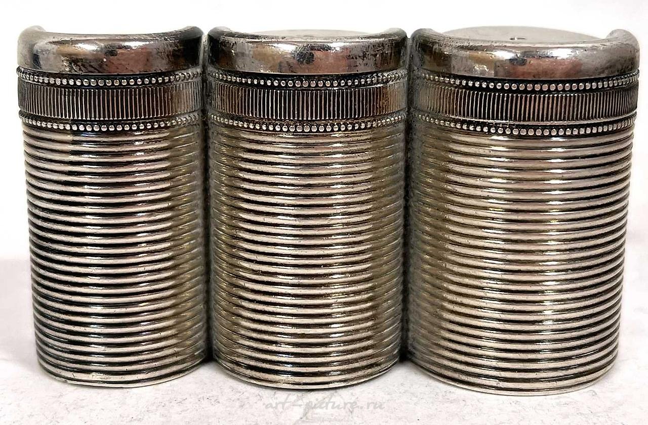 Russian silver , A hallmarked silver coin holder of drum shape, plain polished...