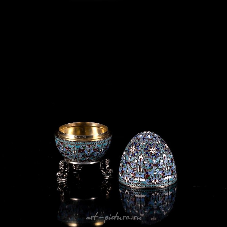 俄罗斯银 , 金银蛋上的克洛伊松琺瑯