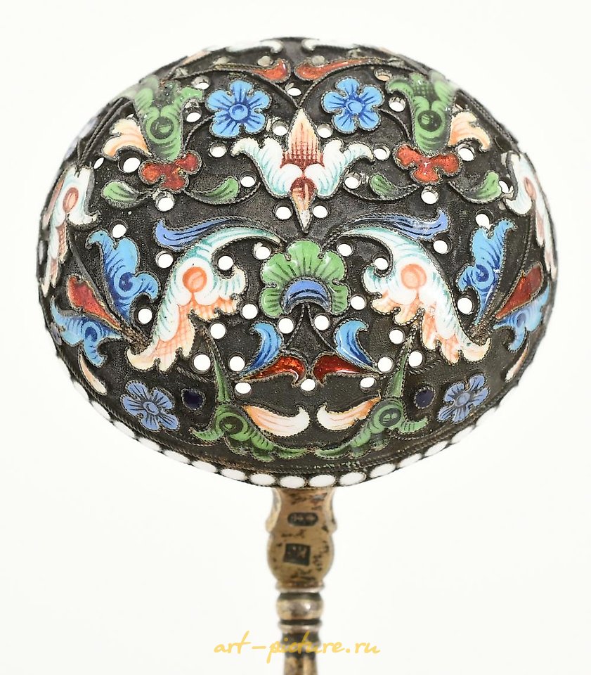 俄罗斯银 , 两个俄罗斯的银质和珐琅制成的勺子