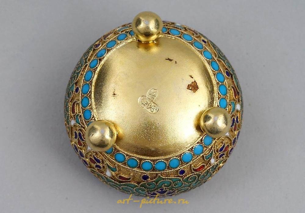 Русское серебро , Набор солонок из русского серебра и клоизоне эмали в футляре