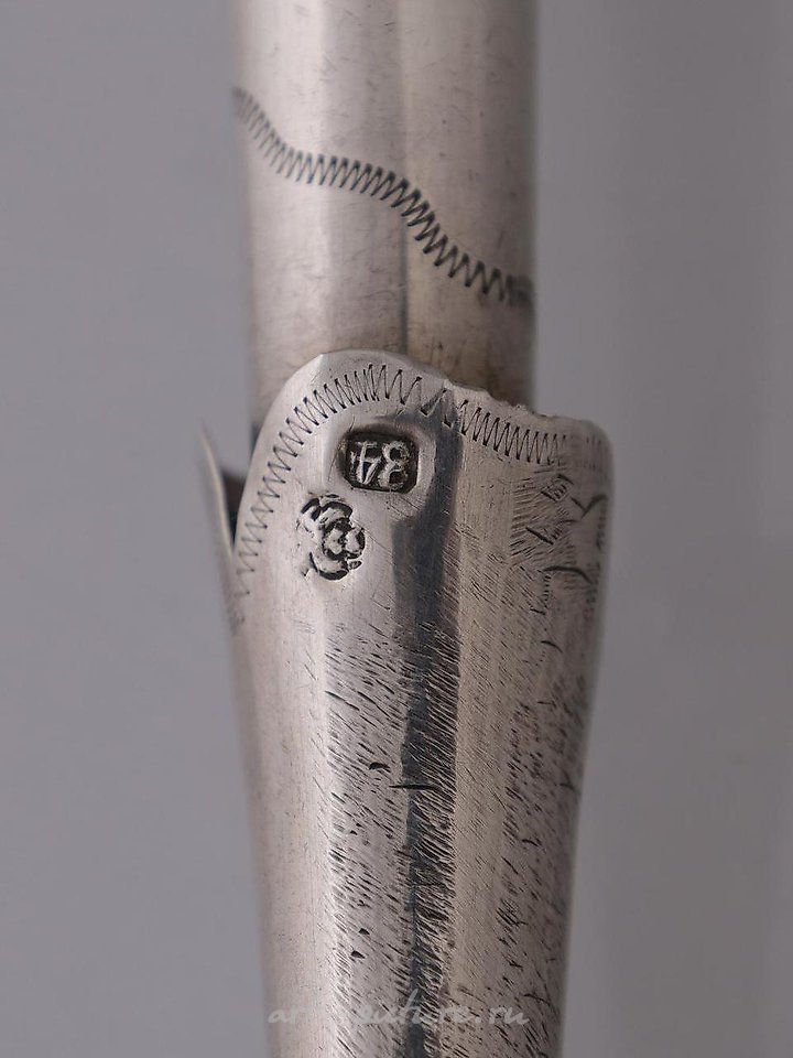 Русское серебро , Русская серебряная иудейская указательница Торы традиционной формы