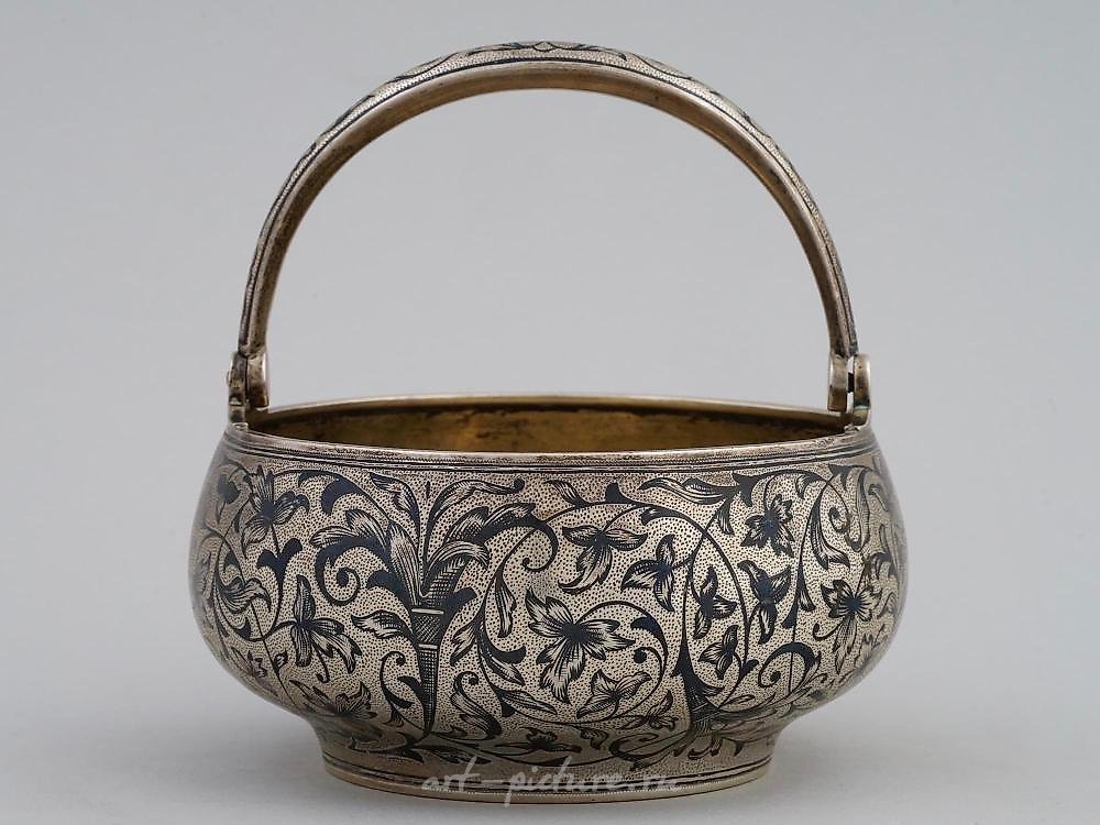 Russian silver , A RUSSIAN SILVER AND NIELLO SUGAR BOWL BY IVAN SALTYKOV
