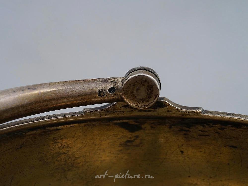 Russian silver , A RUSSIAN SILVER AND NIELLO SUGAR BOWL BY IVAN SALTYKOV