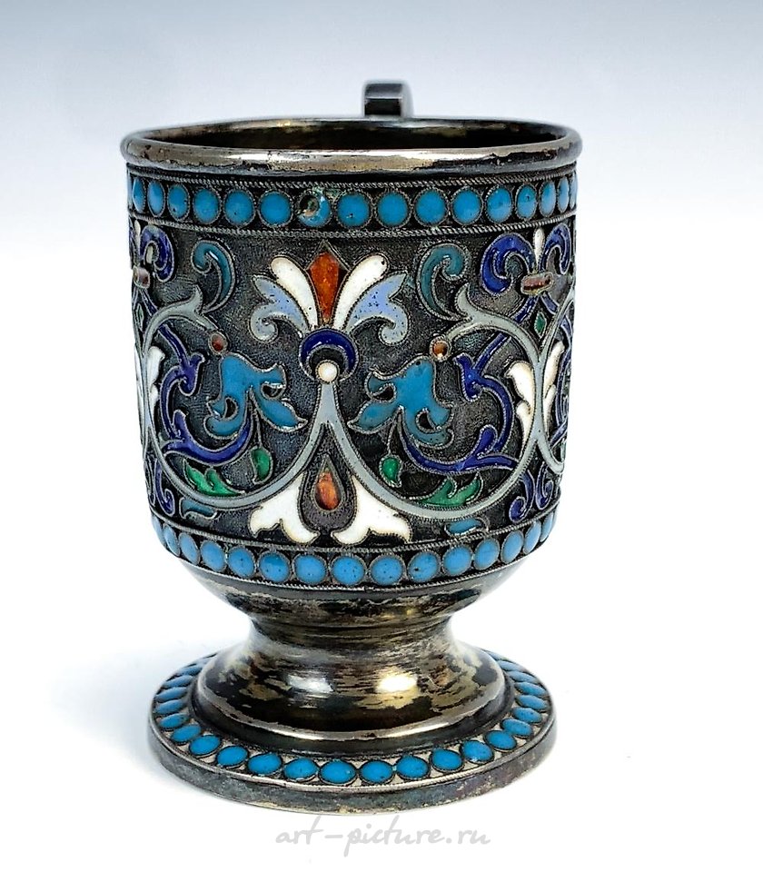 Русское серебро , Русская эмаль серебряная кружка. Конец 19 века.