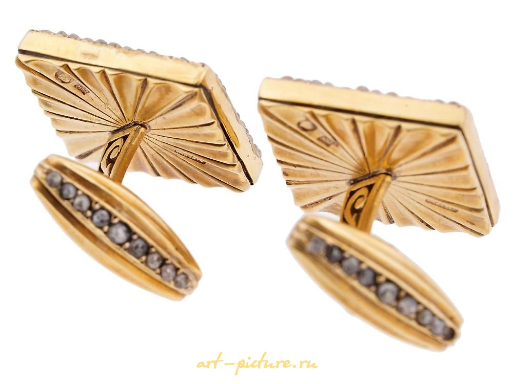 俄罗斯银 , 俄罗斯男士银质镀金、珐琅和钻石袖扣，原装包装。