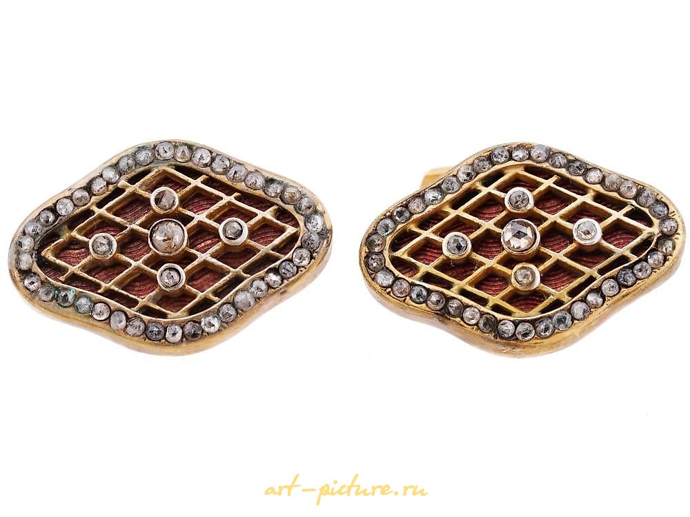 俄罗斯银 , 俄罗斯男士银质镶金、珐琅和钻石袖扣，附带盒子。