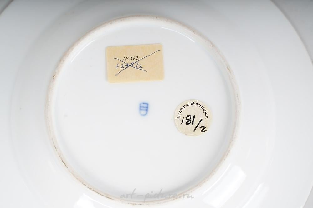 Royal Vienna , Фарфоровые рельефные плакеты с мифологическими сценами из наследия Ли Филиппа Белла